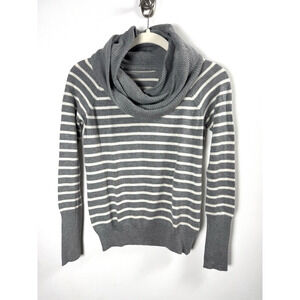 Anthropologie Sweater Angora Cashmere Blend Preppy Minimalist Quiet Luxury XS